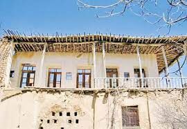 بی اهمیتی وارثان میراث قره گوزلو ها به حفظ عمارت اربابی روستای سنگستان همدان