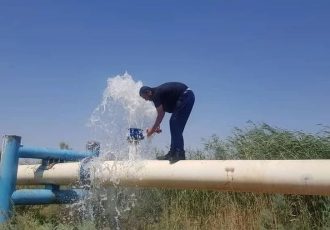 اهدای مخازن ذخیره آب موقت به ۴۳ روستای کم آب هرمزگان