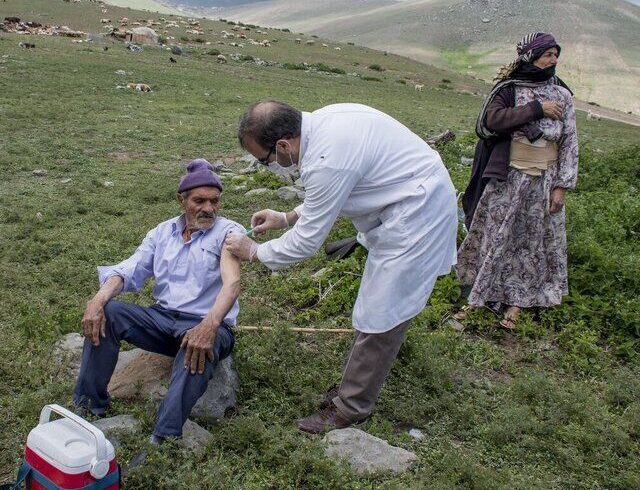 واکسینه ۷۰۰۰خانوار عشایری در اصفهان