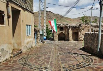 بازدید استاندار فارس از روستاهای کازرون و کوهچنار