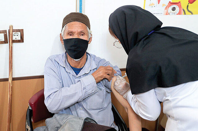 دعوت سران و عشایر عرب منطقه برای تزریق واکسن کرونا