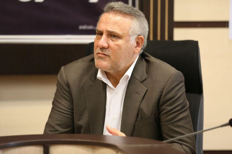 رفع مشکل اینترنتی روستاهای آرادان