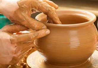روستای مند گناباد قطب سفالگری کشور