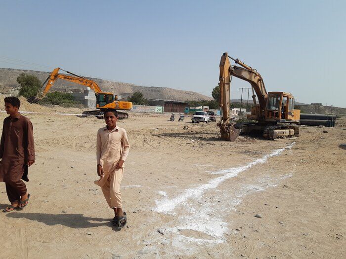 ساخت یک سالن چندمنظوره در روستای بحیری دشتی