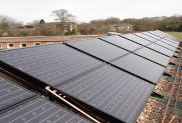 ۲۰ هزار پنل خورشیدی بین عشایر تا پایان سال جاری توزیع می شود