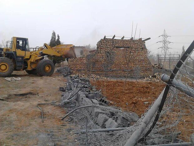 تخریب ۵۰ مورد ساخت و ساز غیر مجاز در مناطق روستایی آمل