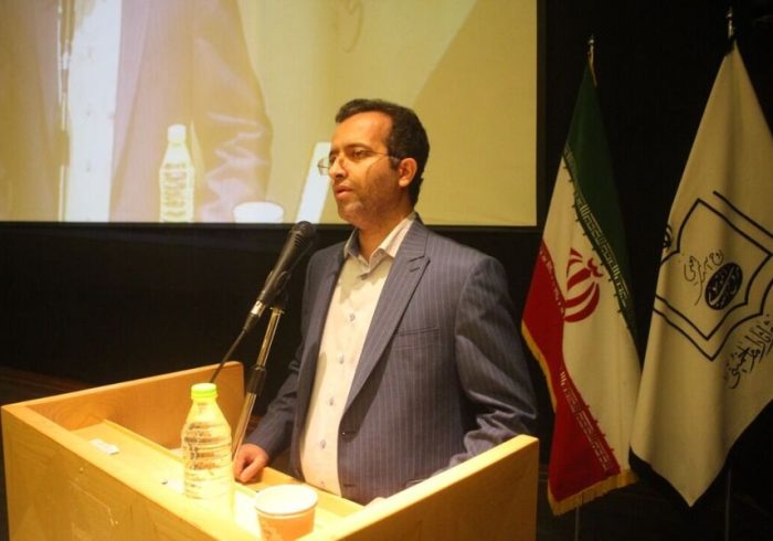 فقدان عمران و آبادانی روستاها مربوط به شورا و دهیاری است