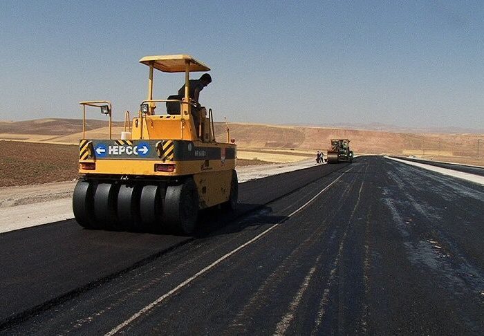 ۸۸ درصد خانوارهای روستایی پیرانشهر از راه آسفالته بهره‌مند هستند