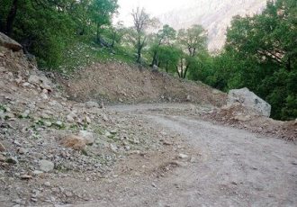 فرماندار سرواباد: راه های روستایی از مشکلات مهم شهرستان است