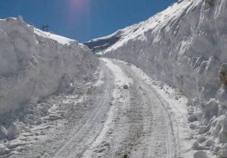 آغاز برف روبی معابر شهری با پایان بازگشایی جاده های روستایی