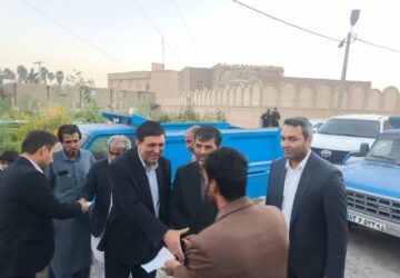 تحویل خودروهای حمل زباله به دهیاری‌های منطقه سیستان